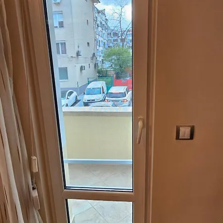 Rada's Bsv Апартаменти *